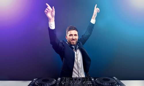 آشنایی کامل با ادوات و نرم افزارهای DJ